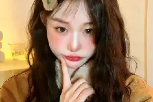 知名女网红翻车每天收入几万礼物却被曝光是AI生成的人物 知名女网红翻车每天收入几万礼物却被曝光是AI生成的人物